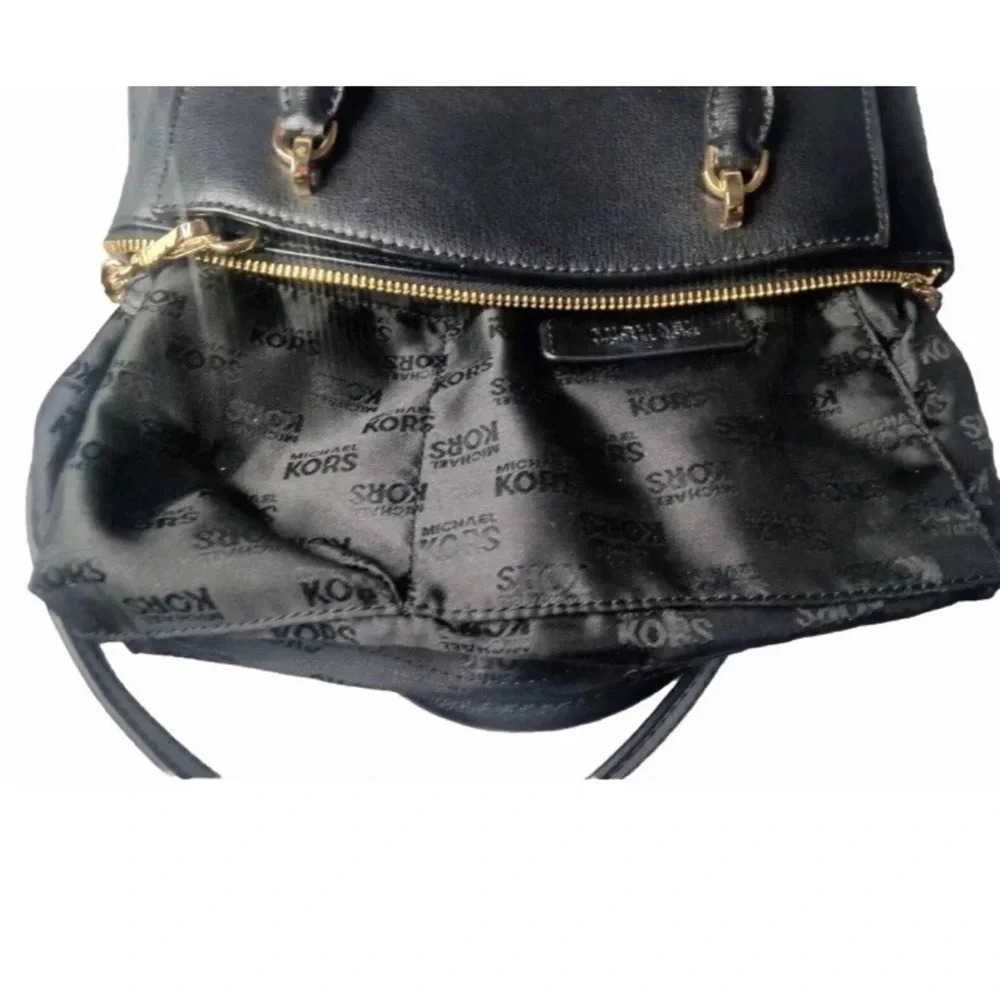 Michael Kors Ellis Small  Satchel Black Leather Handbag NWOT - Picture 6 of 11